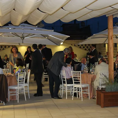 Domus Australia Hotel 4*