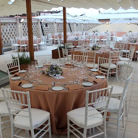 Domus Australia Hotel