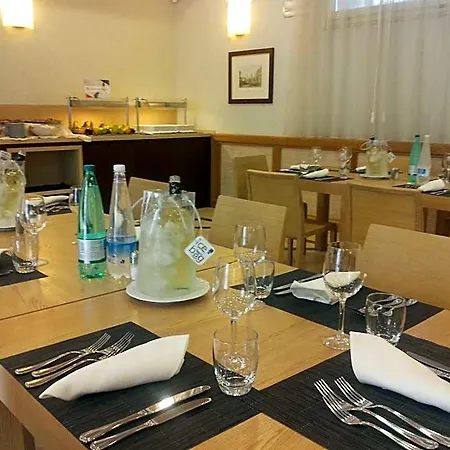 Domus Australia Hotel Rom