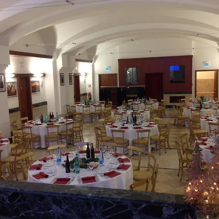 Hotel Domus Australia Rzym