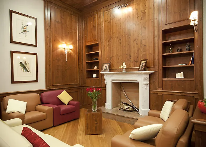 Domus Australia Hotel 4*