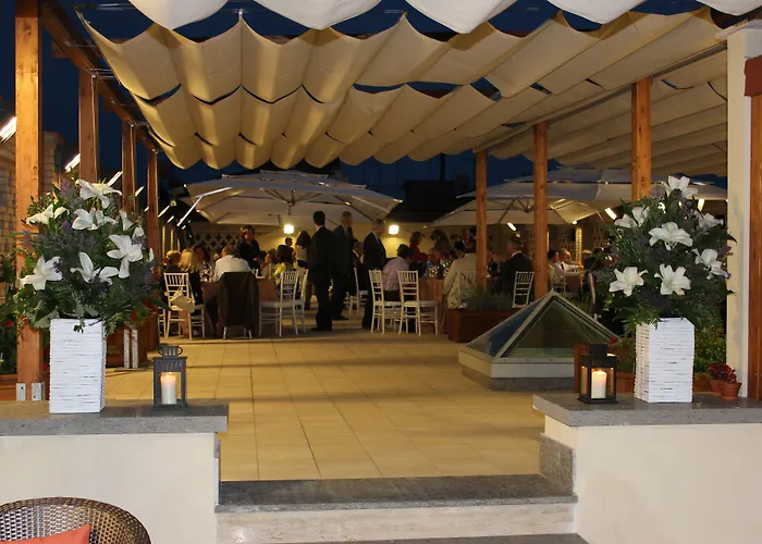 Domus Australia Hotel