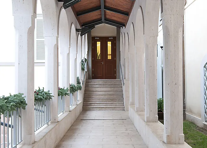 Domus Australia 4* Ρώμη