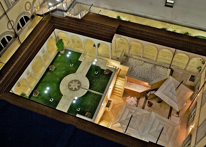 Domus Australia Hotel 4*