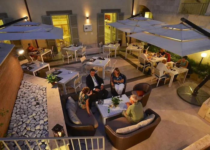 Hotel Domus Australia