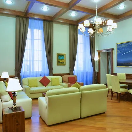 Domus Australia 4* Roma