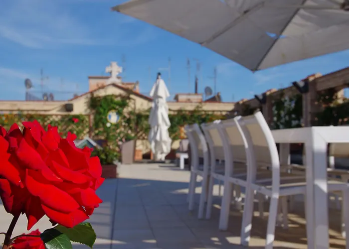 도무스 오스트레일리아 호텔 4*