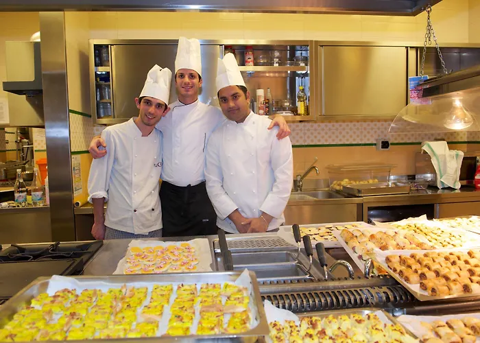 도무스 오스트레일리아 호텔 4*